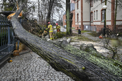 Sopot. Ulica T. Kosciuszki przy kosciele Gwiazda Morza....