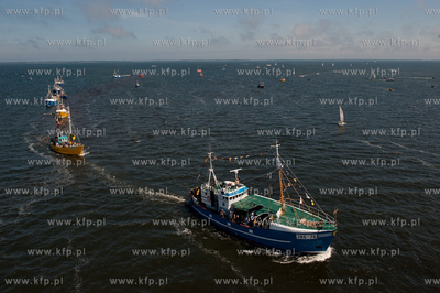 Morska Pielgrzymka Rybakow w Pucku na odpust Sw Piotra...