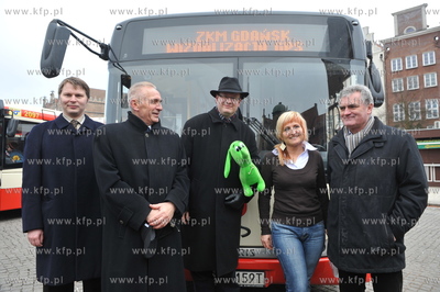 Targ Weglowy w Gdansku - prezentacja nowych autobusow...
