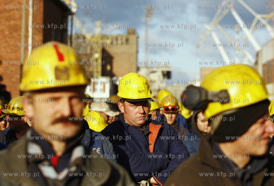 Gdynia. Stocznia Gdynia S.A.. Wiec zorganizowany przez...