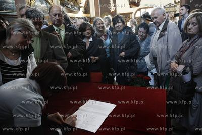 Gdansk. Dwor Artusa . Spotkanie Trojmiejskiego Spolecznego...