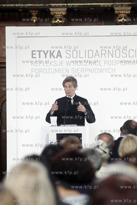 Gdansk. Dwor Artusa. Wyklad Guya Sormana i uroczystosc...