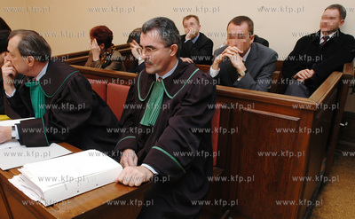 Rozpoczal sie proces w sprawie nielegalnych operacji...