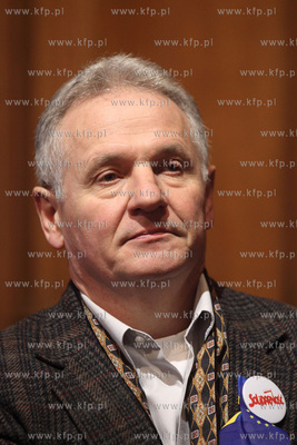 Gdansk. Ratusz Staromiejski. dDebata Ukraina - stara...