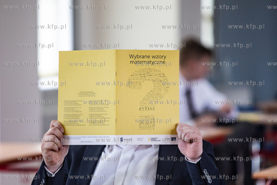 Matura z matematyki w Zespole Szkół Łączności...