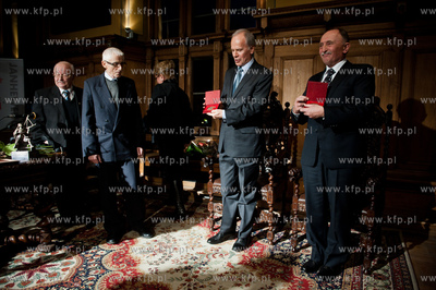 Gdansk. Ratusz Staromiejski. Uroczystosc wreczenia...