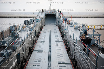 Port w Gdyni. Basen Prezydencki. Z okazji XII Baltyckich...