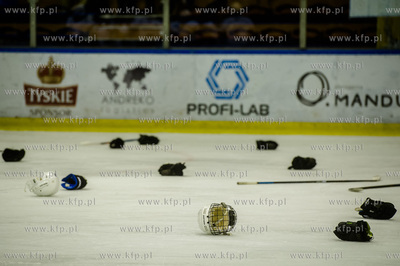 Gdansk. Hala Olivia. Mecz pierwszej ligi hokeja MH...