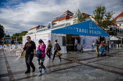 Plac Przyjacioł Sopotu. Festiwal Literacki Sopot....