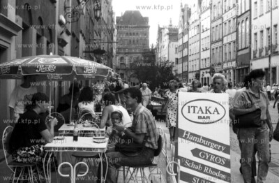 Gdansk ul. Dluga i bar Itaka. (2lipiec89p14) 10.07.1987...