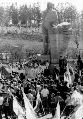 Oficjalna manifestacja z okazji Swieta Konstytucji...