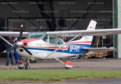 Pruszcz Gdanski, Aeroklub Gdanski Nz. Cessna F182P...