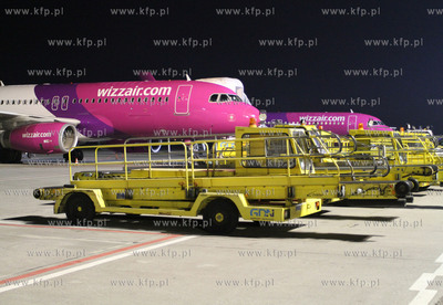 Gdansk Rebiechowo. Port Lotniczy Gdansk im. Lecha Walesy....