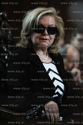 Gdansk. Dwor Artusa. Wreczenie Medali sw. Wojciecha...