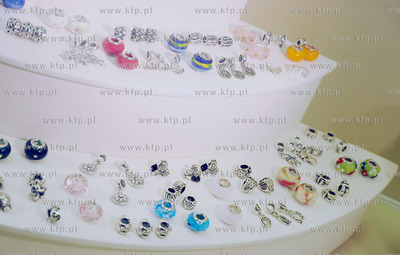 Targi Bursztynu, Bizuterii i Kamieni Jubilerskich Amberif...