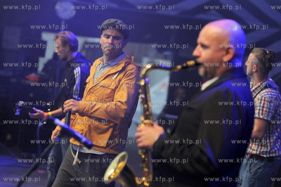Stocznia Gdanska. Koncert Meskie Granie. Nz. Fish Emade...