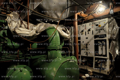 Niedokonczona Korweta Gawron oczekujaca na decyzje...