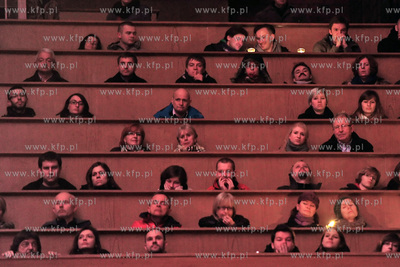 Gdynia. Kosciol oo. Franciszkanow. XIV Tradycyjne Zaduszki...