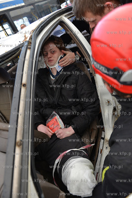 Gdynia. Molo Poludniowe. Pokaz ratownictwa medycznego...