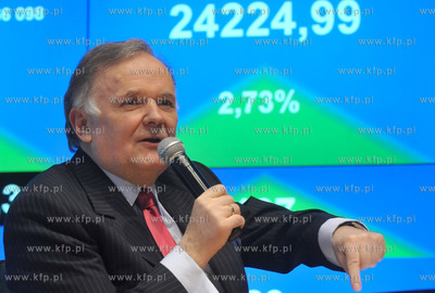 Warszawa. Siedziba Gieldy Papierow Wartosciowych. Prezentacja...