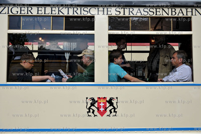 Gdańsk. Oficjalna prezentacja zabytkowego tramwaju...