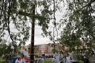 Boże Ciało w Gdańsku Brzeźnie. Msza święta przy...