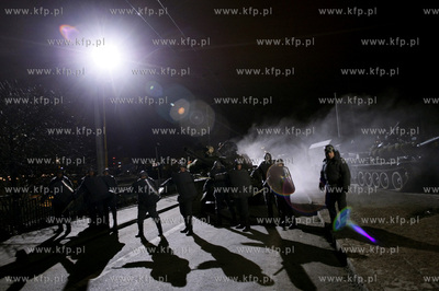 Gdynia.  Zdjecia z realizacji filmu Czarny Czwartek...