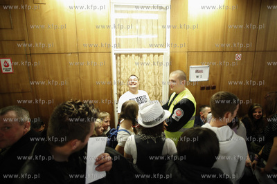 Gdansk. Budynek Not. Precasting do programu telewizji...