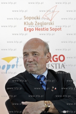 Sopocki Klub Zeglarski. Konferencja prasowa dotyczaca...