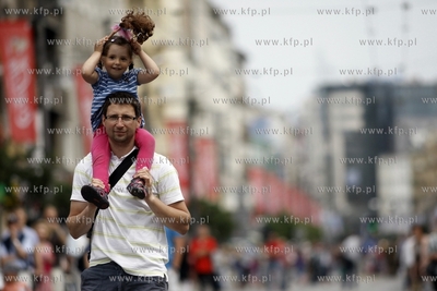 Gdynia. Swieto Marynarki Wojennej. Parada orkiestr...