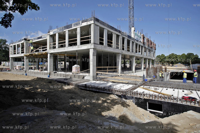 Uroczystosc wmurowania kamienia wegielnego pod budowe...