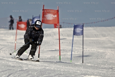 Stok narciarski w Trzepowie w okolicach Przywidza.
01.02.2014
fot....