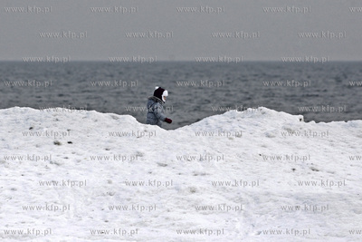 Niedziela na plazy w Gdyni Orlowie.
02.02.2014
fot....