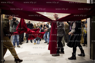 Oficjalne otwarcie Sopoteki galerii kultury miejskiej...