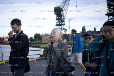 Spacer po Stoczni Gdańskiej w godzinie rozpoczęcia...