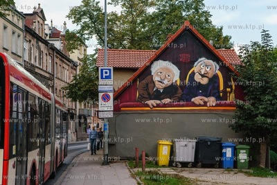 Gdańsk, Wrzeszcz, ul. Do Studzienki. Nz. Mural autorstwa...
