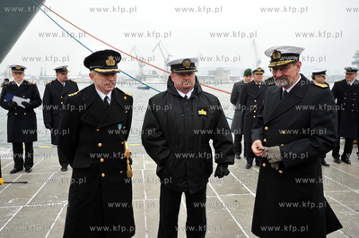 Polska Marynarka Wojenna przejmuje dowodzenie Stalego...