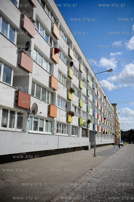Slupsk. Blok mieszkalny przy ulicy Grodzkiej.
06.09.2011
fot....