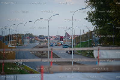 Gdansk. Budowa wezla drogowego Karczemki i trasy WZ....