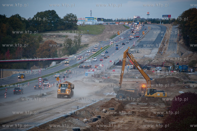 Gdansk. Budowa wezla drogowego Karczemki i trasy WZ....