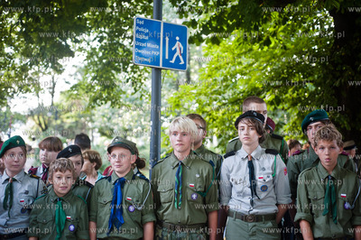 Gdansk. Targ Rakowy. Pomnik Gdanskich Harcerzy. Uroczystosc...