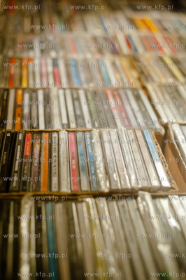 Gdynia. Klub Desdemona. Muzyczny Pchli Targ, ipreza...