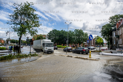 Gdańsk. Wrzeszcz. Skutki silnych opadow, które przeszły...