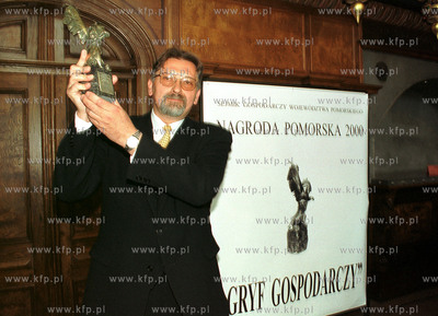     Jerzy Wrobel czlonek zarzadu Stoczni Gdynia SA...