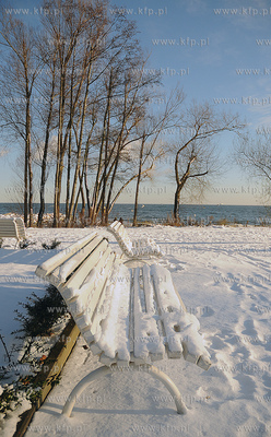Gdynia. Zimowy spacer po Orlowie. 04.01.2009 fot. Andrzej...
