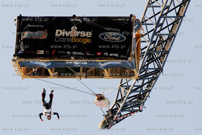 Mlode Miasto w Gdansku. Zawody Diverse Crane Boogie...