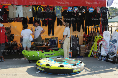 Przystan Jachtowa Marina Gdynia. IV Targi Sportow Wodnych...