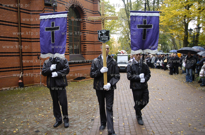 Slupsk	
Na Cmentarzu Komunalnym w Slupsku pochowano...