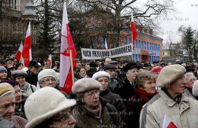 Szczecin. Protest i przemarsz ludzi, ktorzy nie zgadzaja...