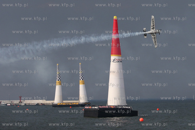 Gdynia - 4. przystanek Mistrzostw Swiata Red Bull Air...